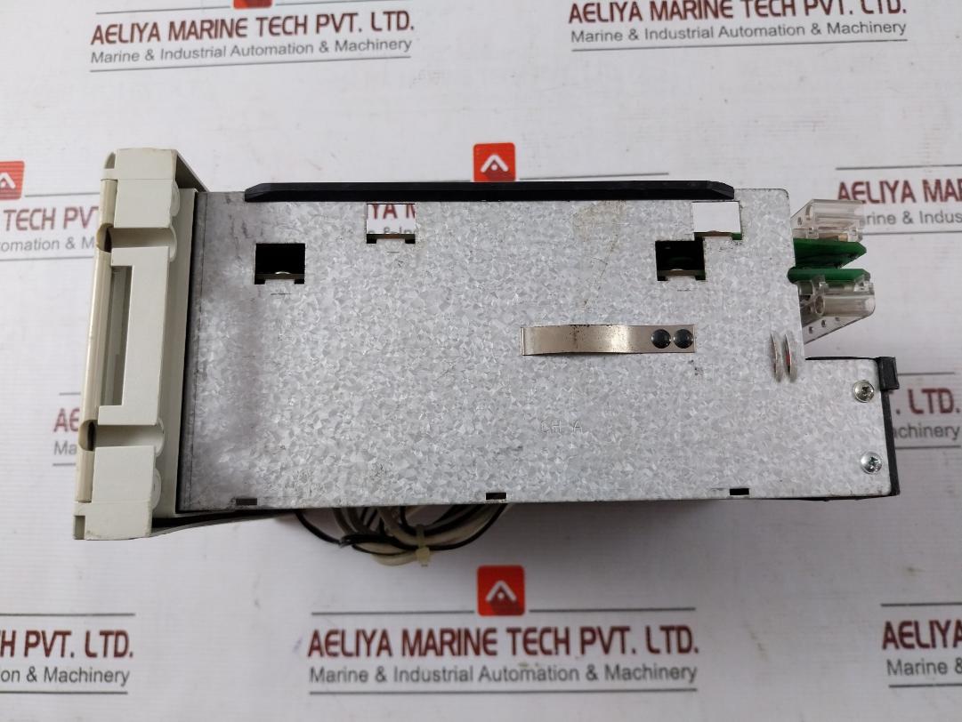 Schneider Electric P122 Overcurrent Protection Relay E311110 A