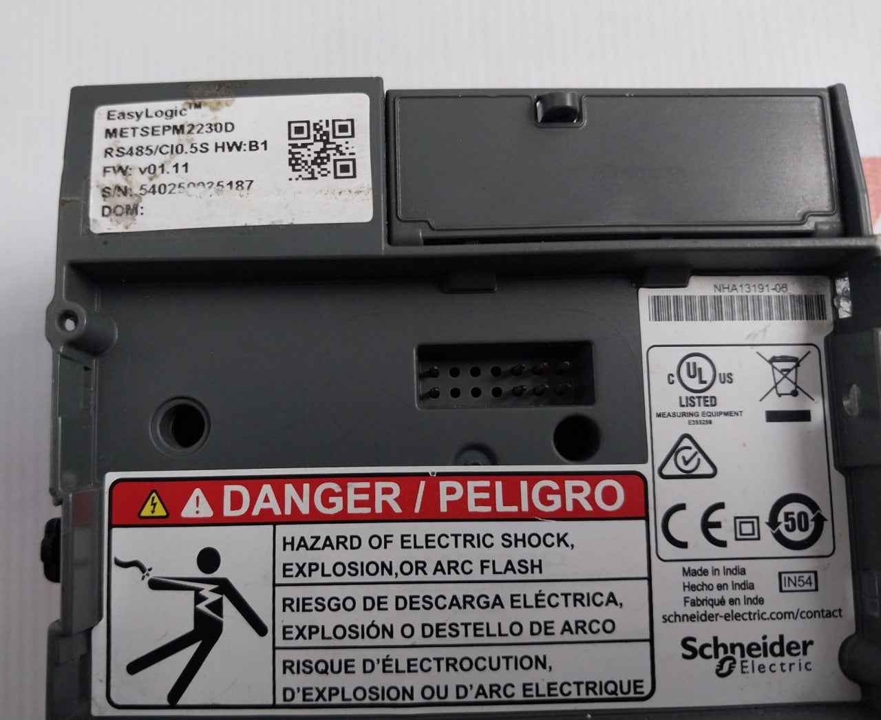 Schneider Electric Pm2200 Easy Logic Series User Manual 3.3w (Not Working)