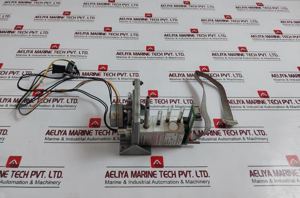 Schneider Electric Rdm36/12 G A1 Stepper Motor C79451-a3468-b234 340Ma 12Ω