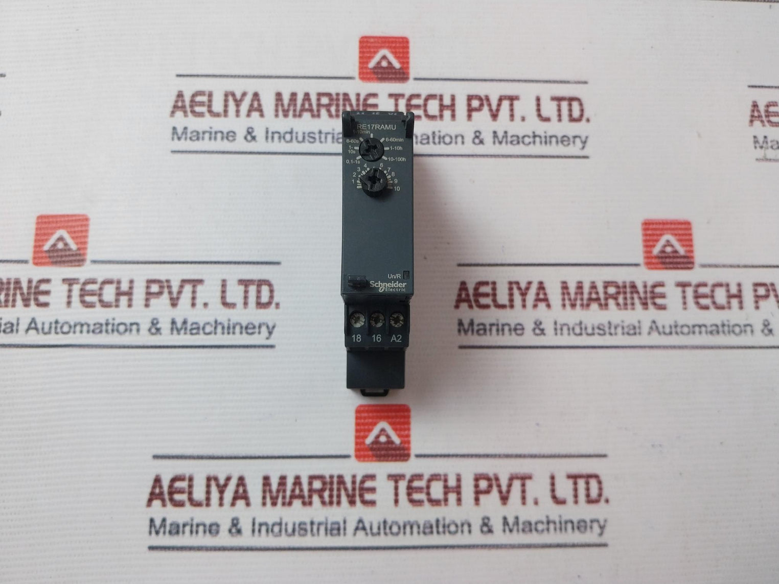 Schneider Electric RE17RAMU On Delay Timer 1-10Min 24VDC 0,6W