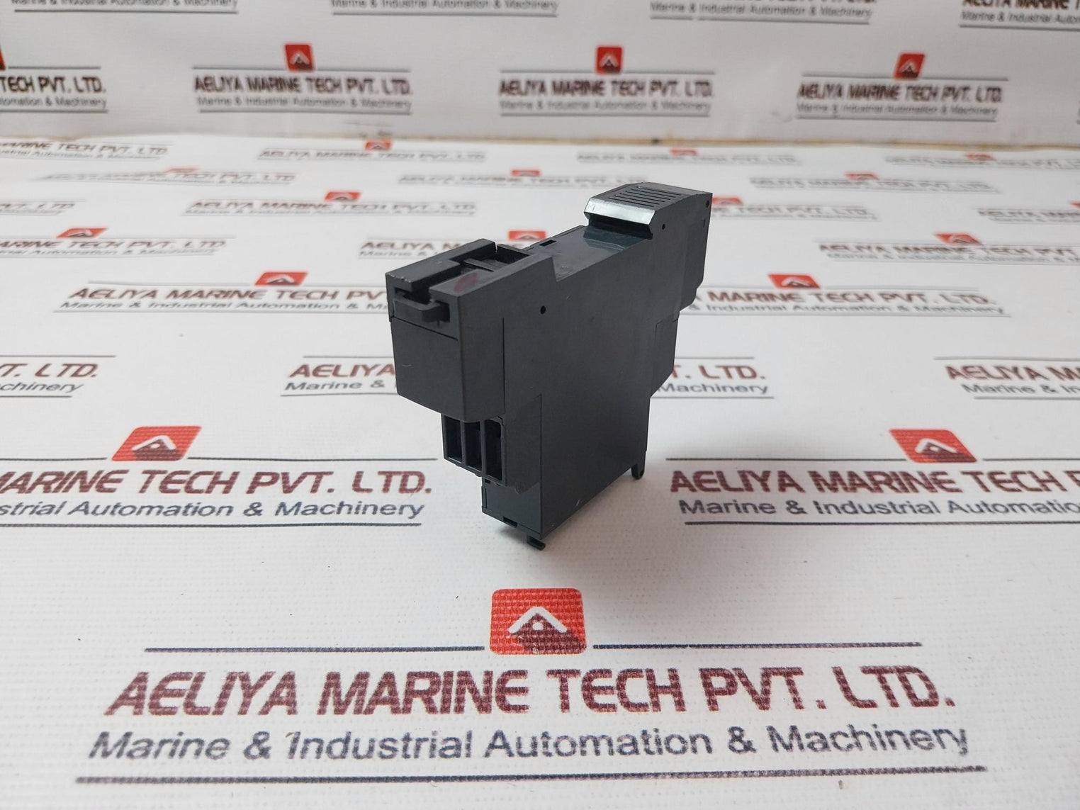 Schneider Electric RE17RAMU On Delay Timer 1-10Min 24VDC 0,6W