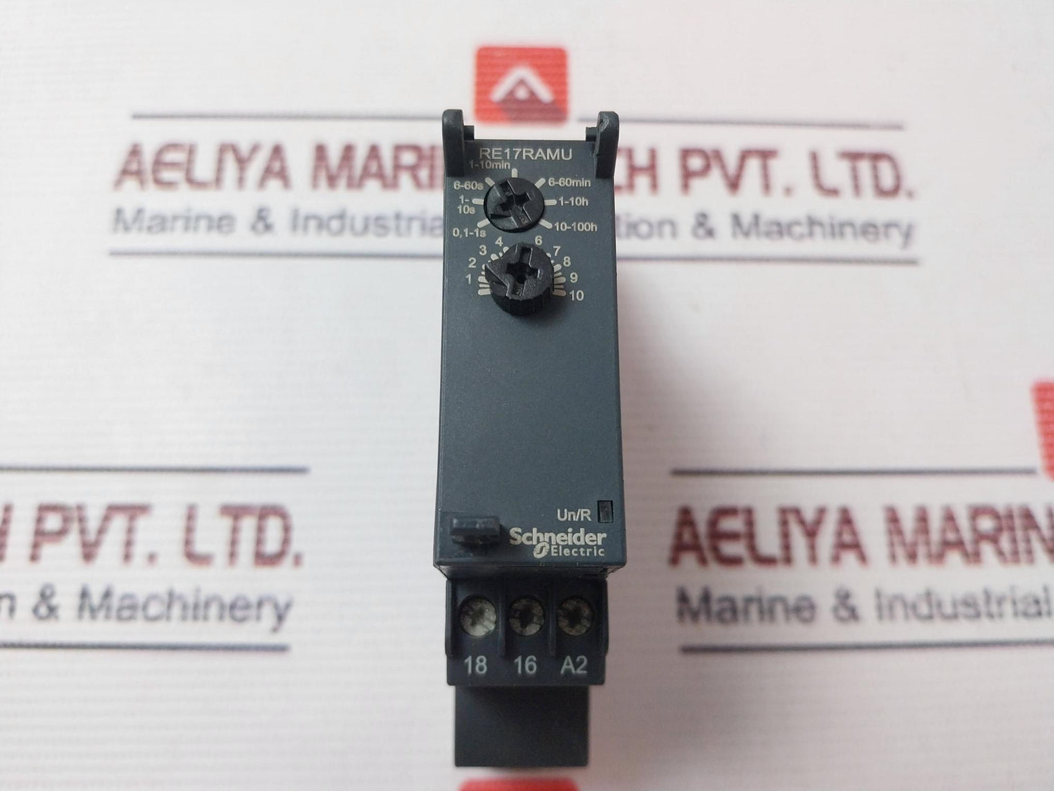 Schneider Electric RE17RAMU On Delay Timer 1-10Min 24VDC 0,6W