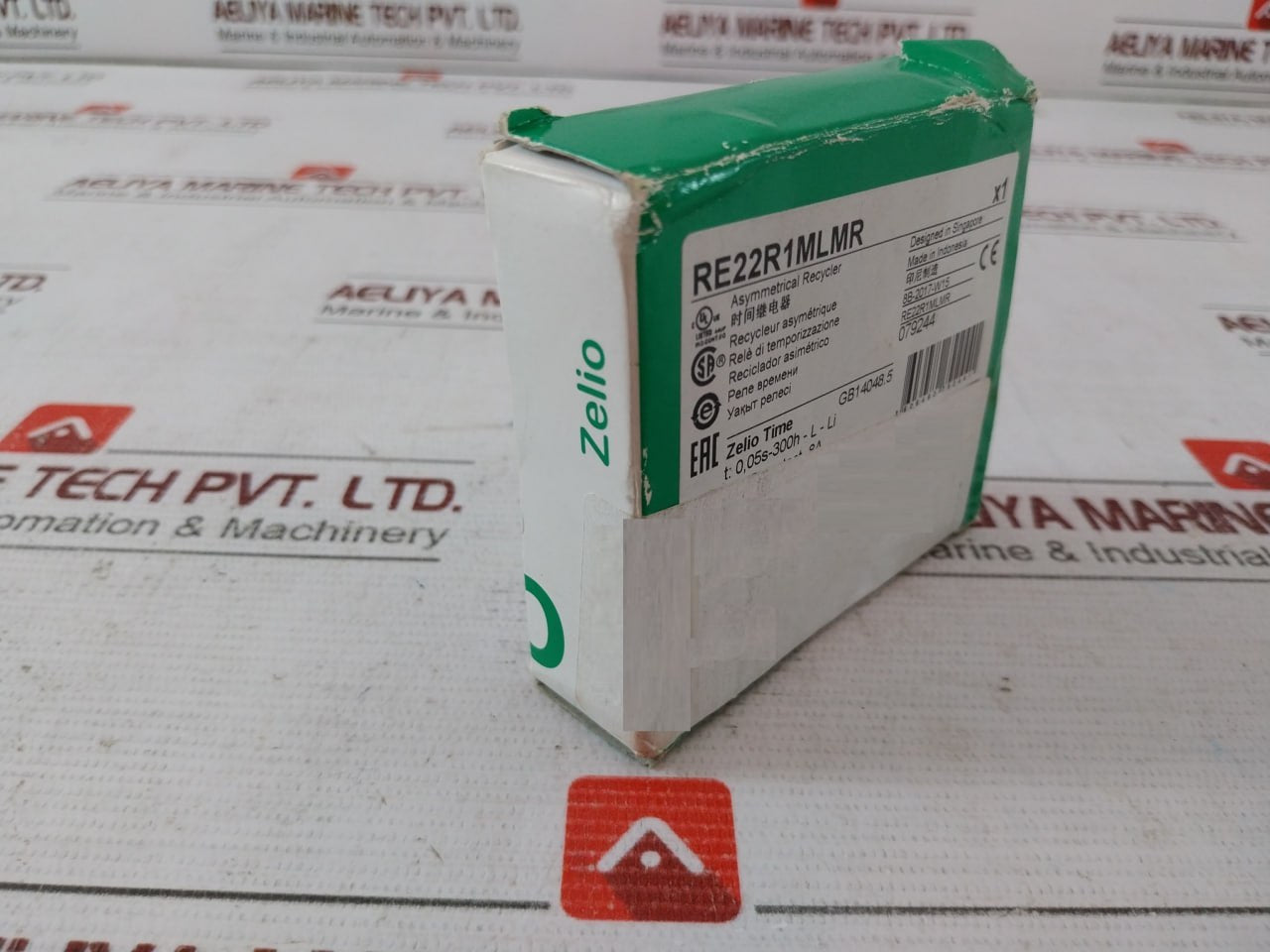 Schneider Electric Re22R1Mlmr Asymmetric Flashing Timing Relay 24-240Vdc 1,5W