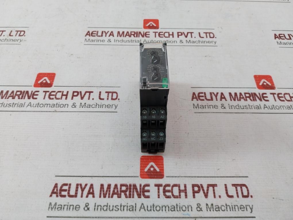 Schneider Electric Re22R1Mlmr Asymmetric Flashing Timing Relay 24-240Vdc 1,5W