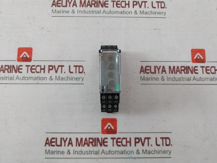 Schneider Electric Re22R1Mlmr Asymmetric Flashing Timing Relay 24-240Vdc 1,5W
