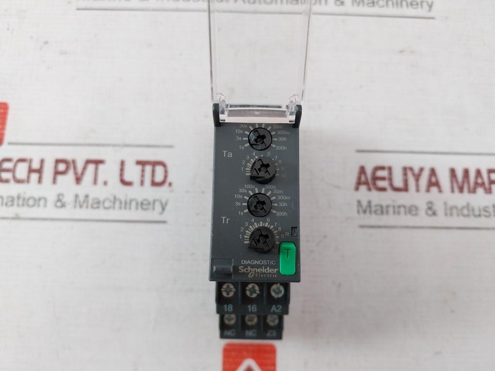 Schneider Electric Re22R1Mlmr Asymmetric Flashing Timing Relay 24-240Vdc 1,5W