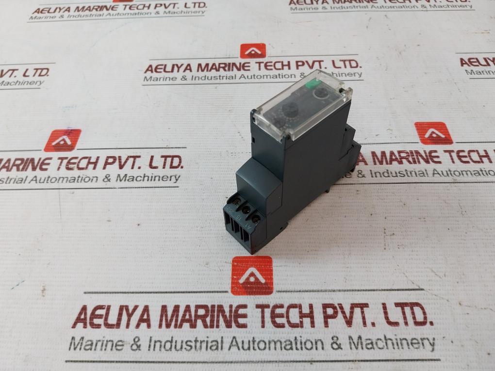 Schneider Electric Re22R2Cmr Modular Timing Relay 24–240Vac/Dc 0.05S-300H
