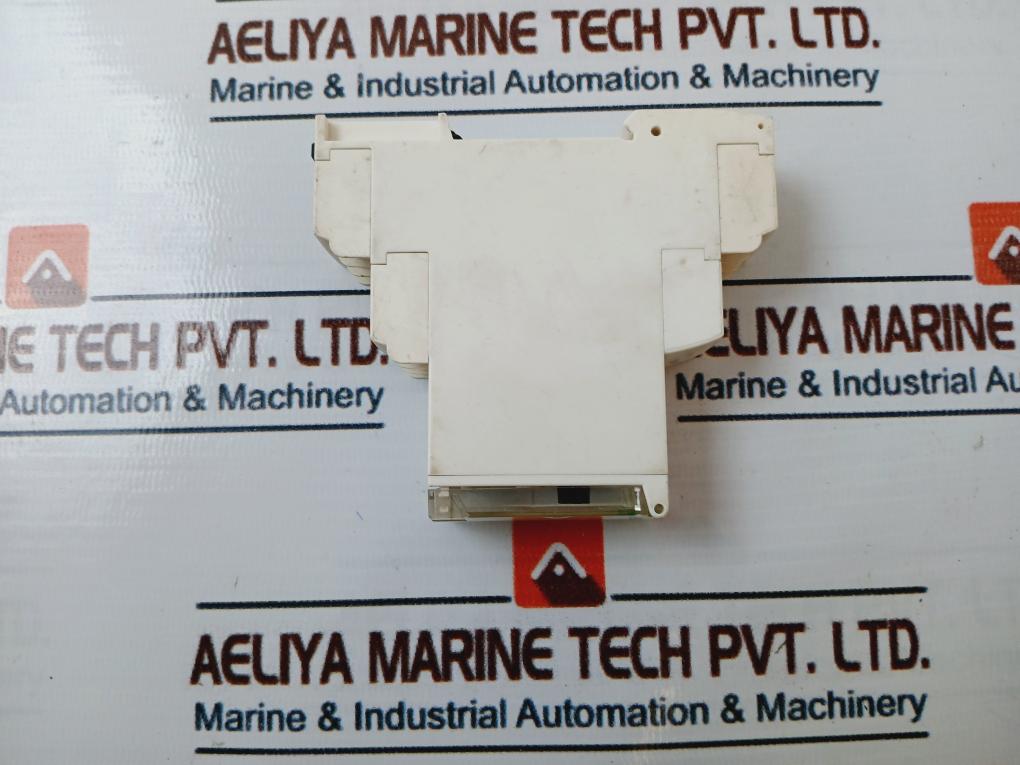 Schneider Electric Re22R2Mmu Multifunction Timer Relay