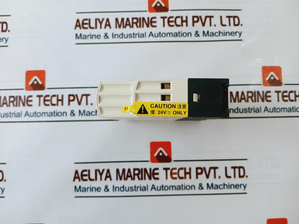 Schneider Electric Re7Tl11Bu Delay Timer Relay