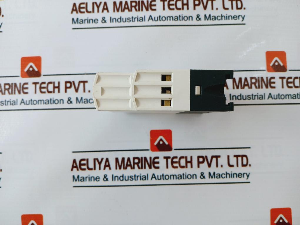 Schneider Electric Re7Tl11Bu Delay Timer Relay