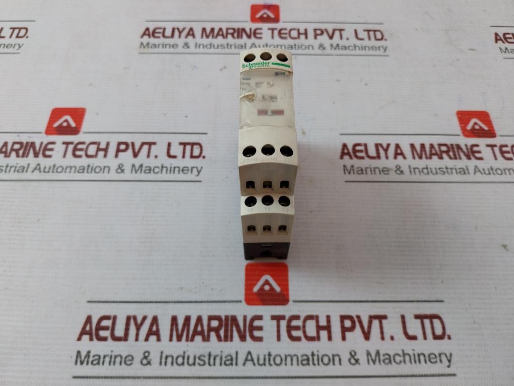 Schneider Electric Re7Tp13Bu Time Delay Relay 0.05S–300H 110–240V Ac 24V 48V