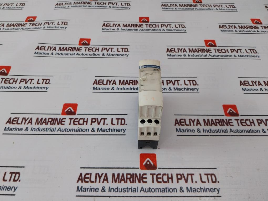 Schneider Electric RE8YG21BU Time Relay 3S-300S