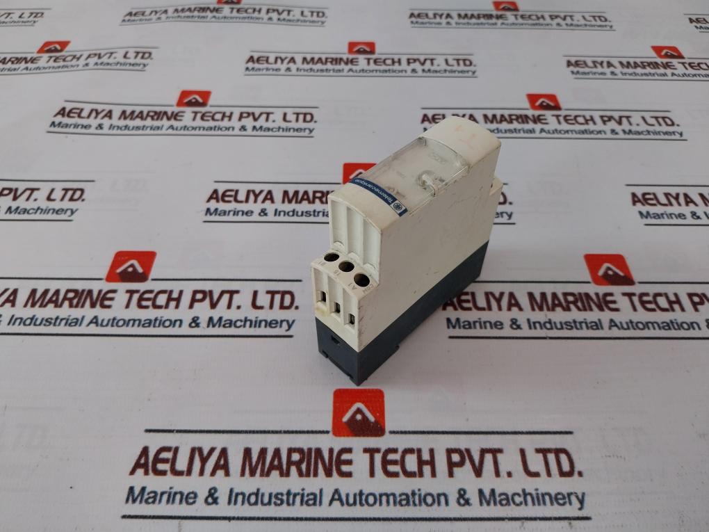 Schneider Electric RE8YG21BU Time Relay 3S-300S