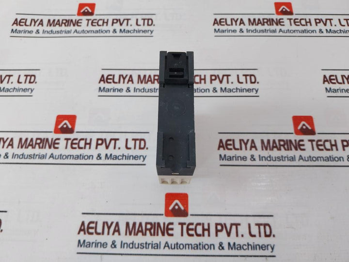 Schneider Electric RE8YG21BU Time Relay 3S-300S