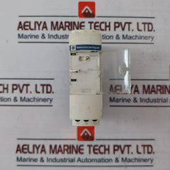 Schneider Electric RE8YG21BU Time Relay 3S-300S