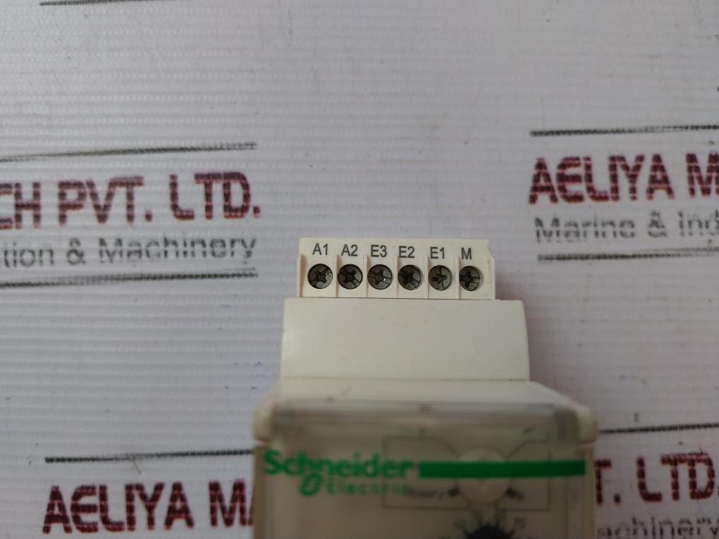 Schneider Electric Rm35Ja32Mw Current Control Relay 0.3-30S 50/60Hz