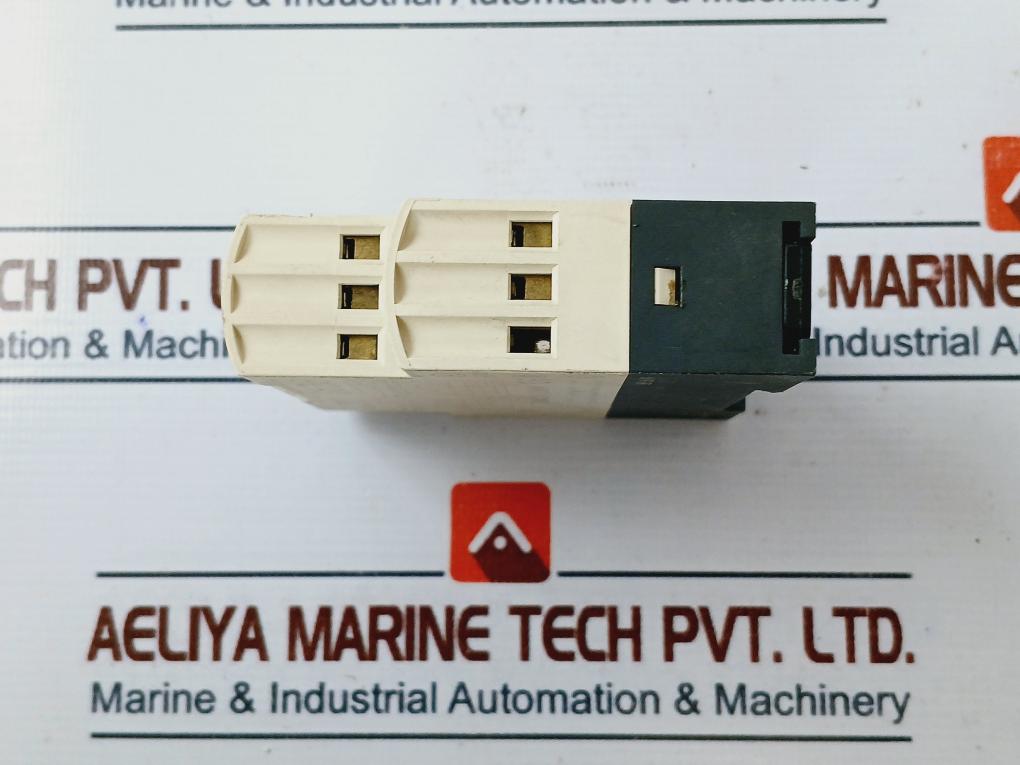 Schneider Electric Rm4La32Mw Liquid Level Control Relay 0.1S-10S 24-240V~