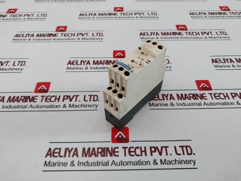 Schneider Electric Rm4ua33f Voltage Measurement Relay