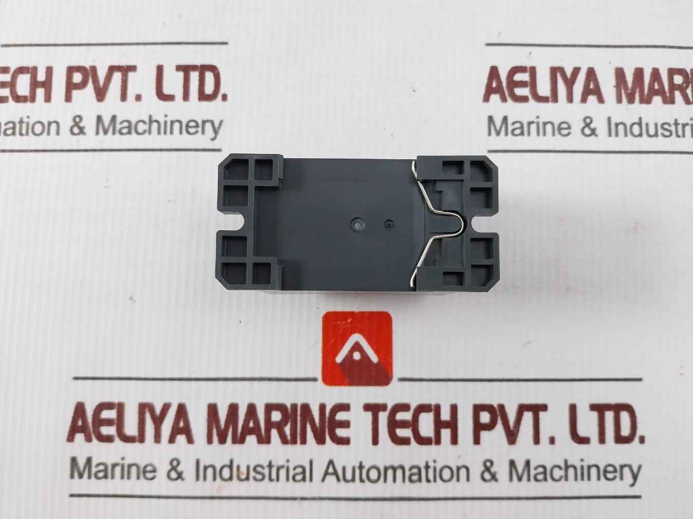 Schneider Electric Rpf2Ap7 Zelio Power Relay 30A 120/277 Vac