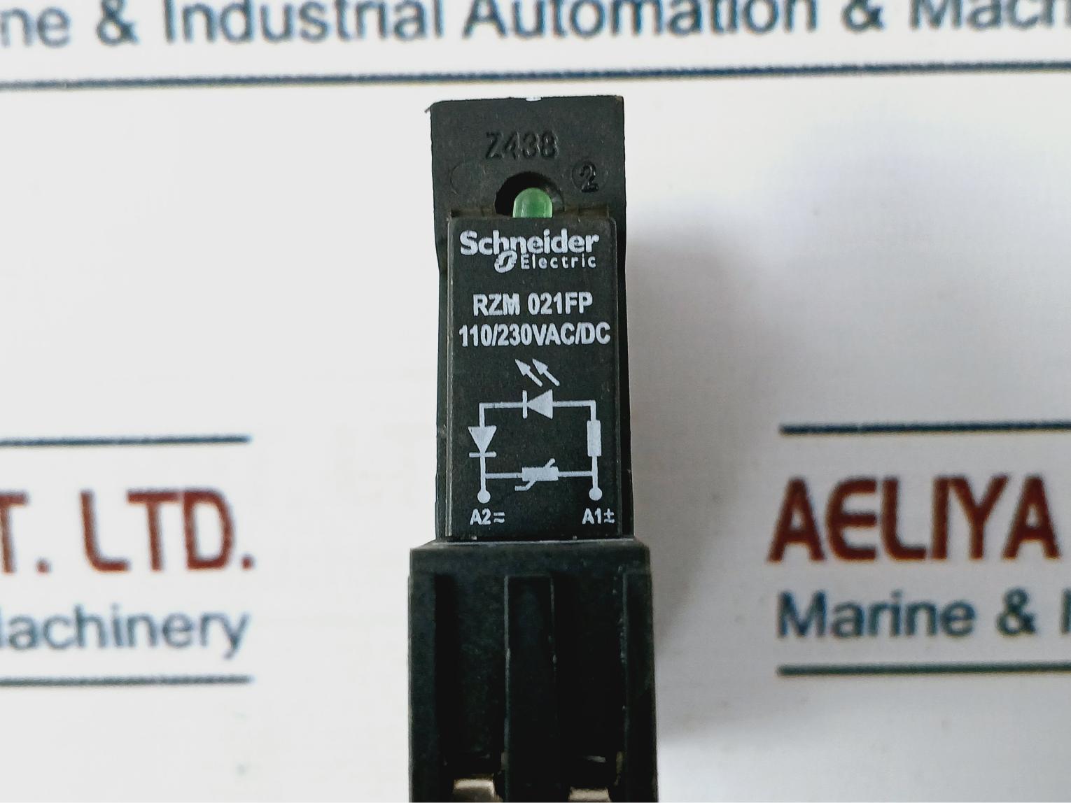 Schneider Electric Rsze1S48M Relay With Socket Base 10A 250V