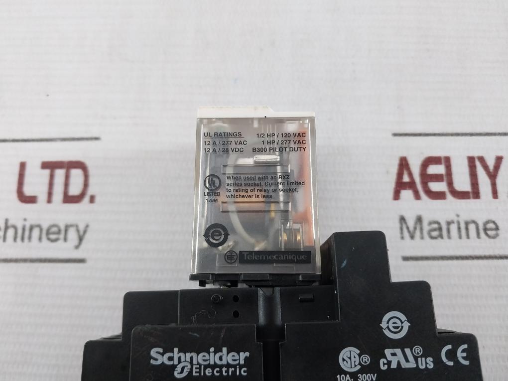 Schneider Electric Rxm2Ab2P7 Miniature Plug In Relay 230Vac 12A/250 Vac 28Vdc