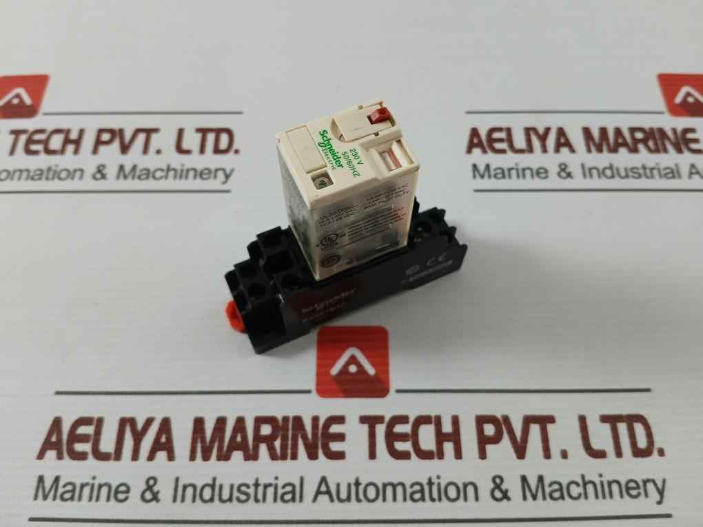 Schneider Electric Rxm2Ab2P7 Miniature Relay