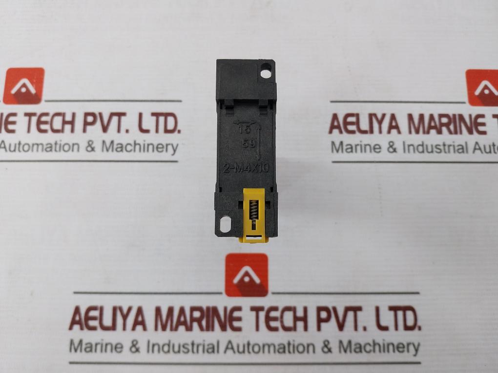 Schneider Electric Rxm2Lb2P7 Ac Coil Cube Relay With Base Socket 230Vac 50/60Hz