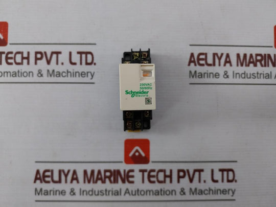 Schneider Electric Rxm2Lb2P7 Ac Coil Cube Relay With Base Socket 50/60 Hz
