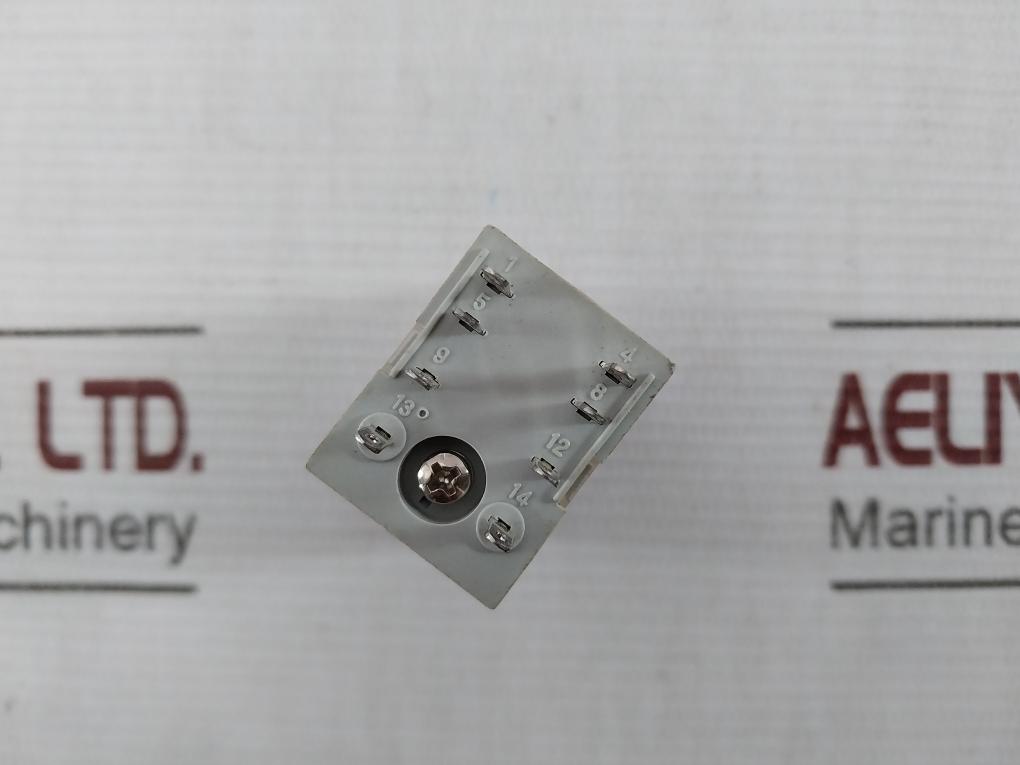 Schneider Electric Rxm2Lb2P7 Miniature Plug In Relay 230Vac 5A/250 Vac