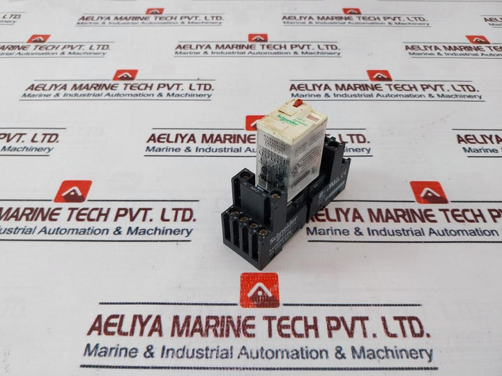 Schneider Electric Rxm4Ab1F7 Relay With Base