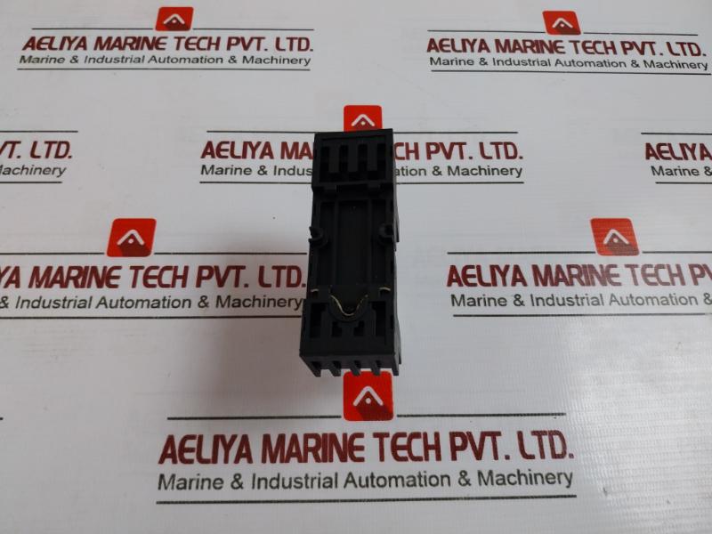 Schneider Electric Rxm4ab1p7 Miniature Plug-in Relay On Rxze2m114m Socket