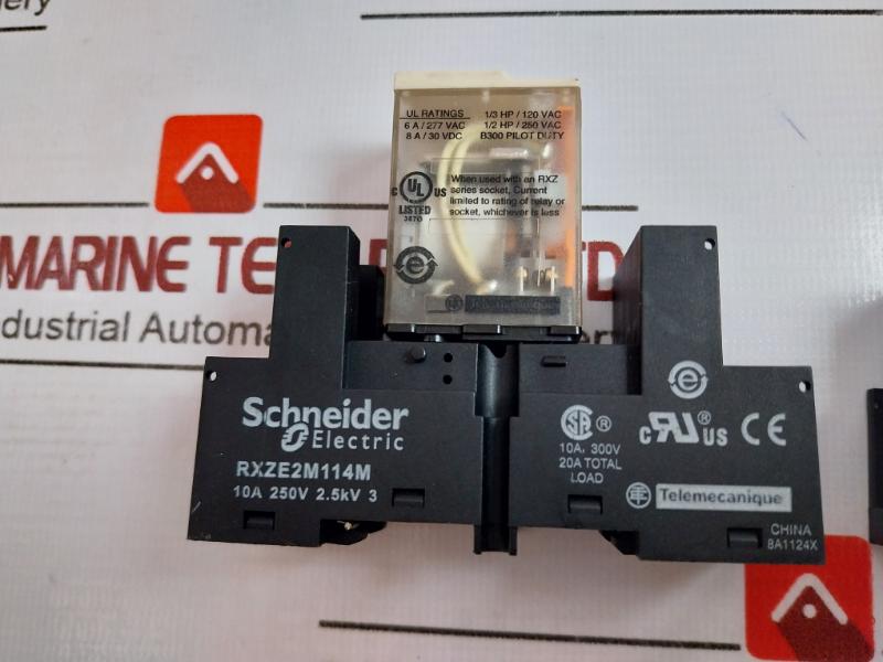 Schneider Electric Rxm4ab1p7 Miniature Plug-in Relay On Rxze2m114m Socket