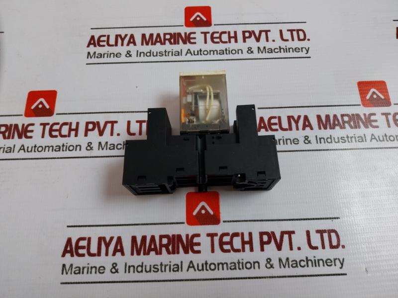 Schneider Electric Rxm4ab1p7 Miniature Plug-in Relay On Rxze2m114m Socket