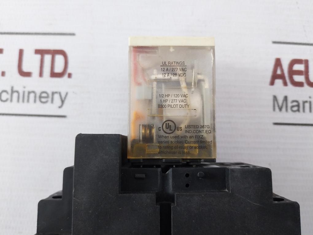 Schneider Electric Rxze2M114 Relay Socket Rxm2Ab2P7 230V 50/60Hz 12 A/250 Vac