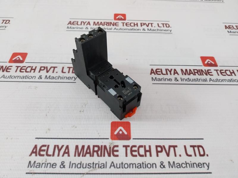 Schneider Electric Rxze2S111M Relay Socket 250V Ac/300V Ac 10A 8A1508X