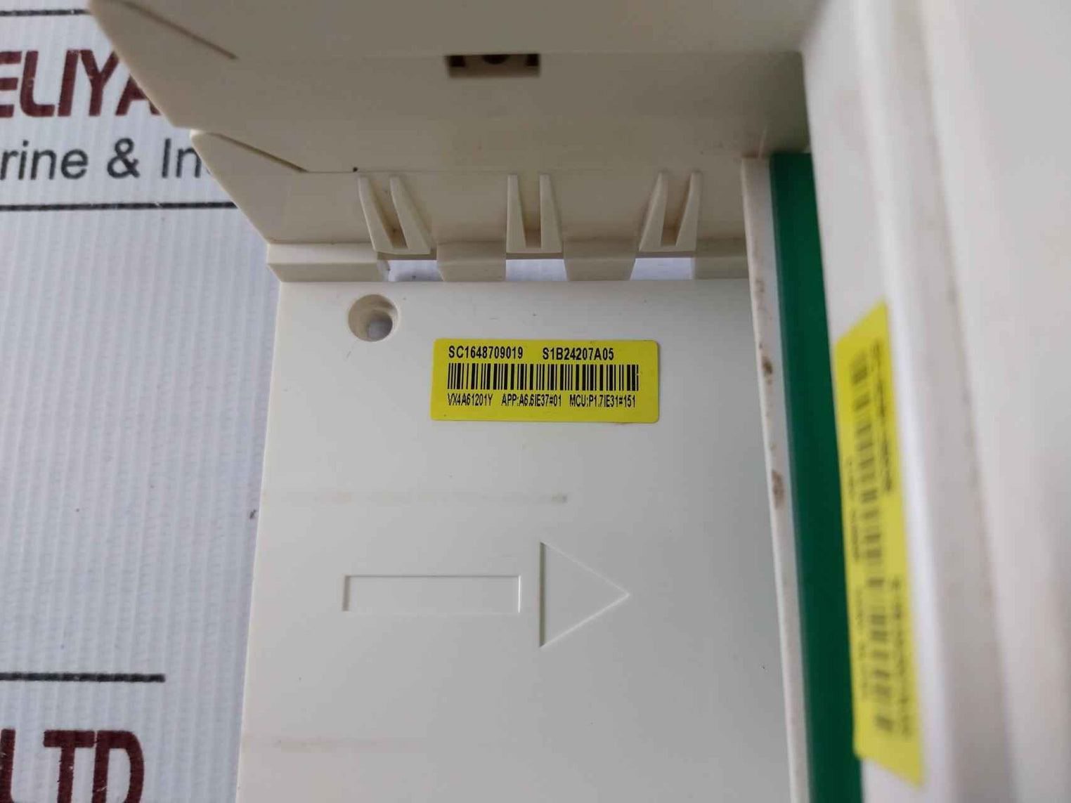 Schneider Electric S1b22643 A01 Drive Controller Unit 0-10vdc 4.4 Lb.in