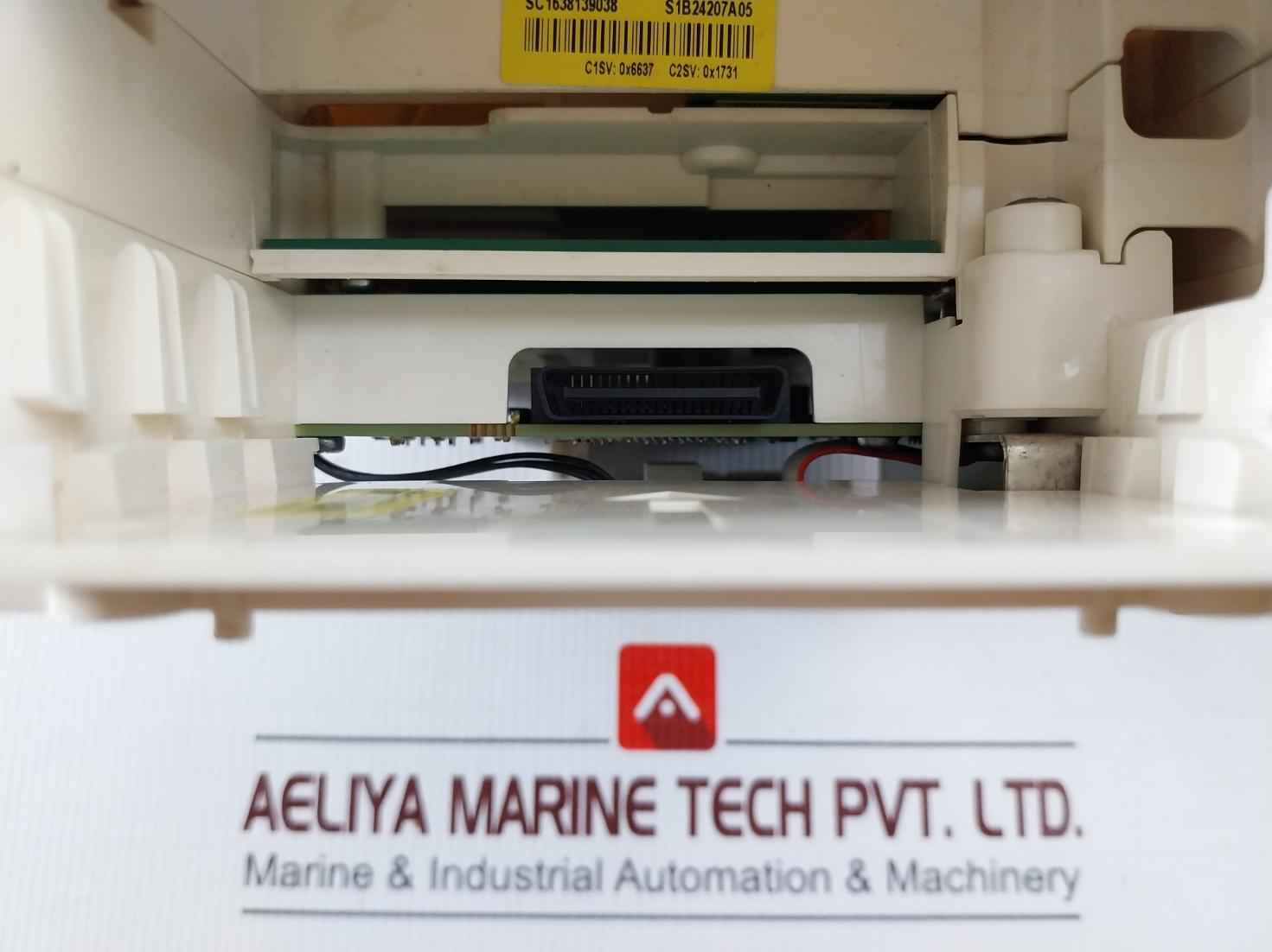 Schneider Electric S1b22643 A01 Drive Controller Unit 0-10vdc 4.4 Lb.in