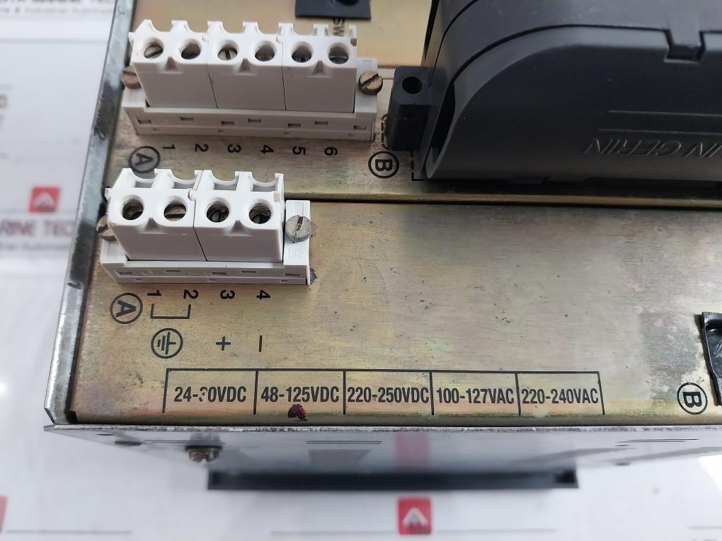 Schneider Electric 48-125Vdc High-performance Protection Relay Sepam 2000