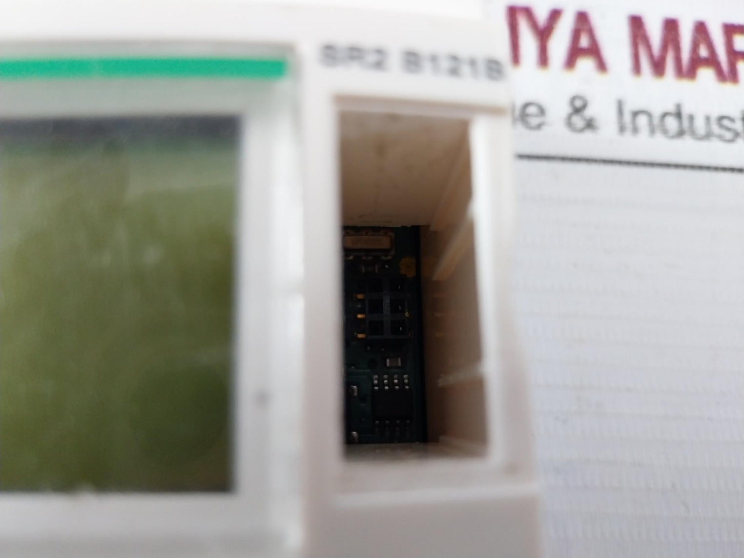 Schneider Electric Sr2 B121B Compact Smart Relay Zelio Logic 24Vdc 8A