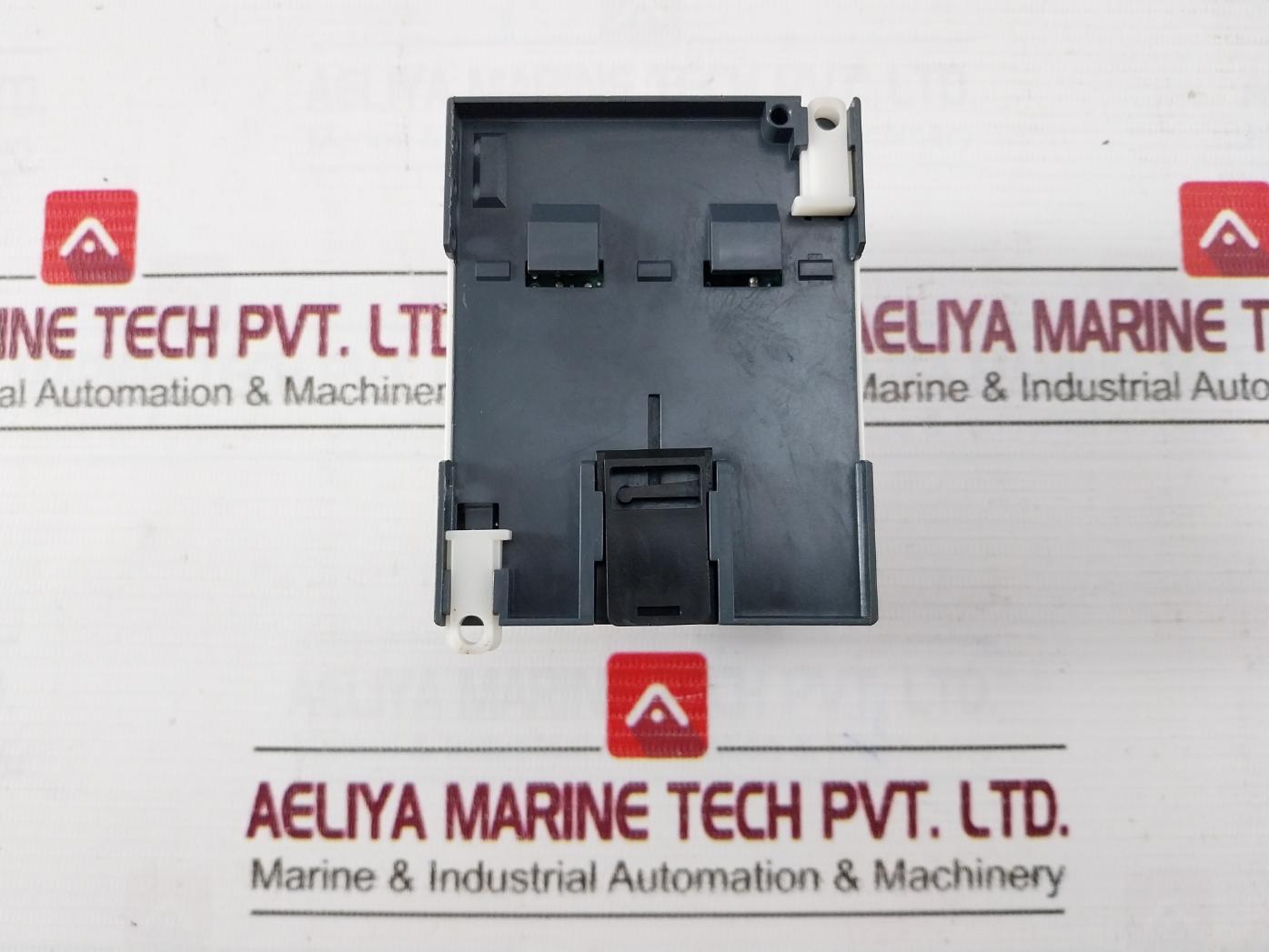 Schneider Electric Sr2 B121B Compact Smart Relay Zelio Logic 24Vdc 8A