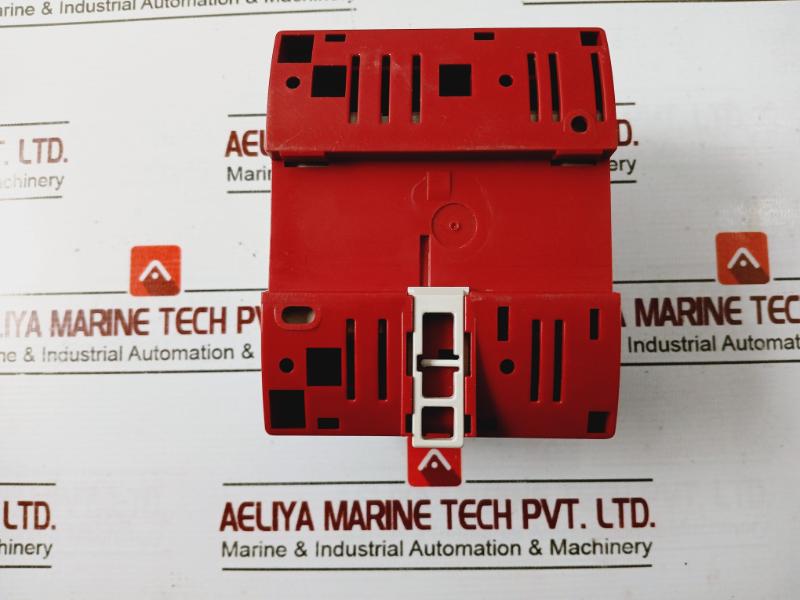 Schneider Electric Tac Xenta 401 Programmable Controller HW 2.2 24VAC Class 2