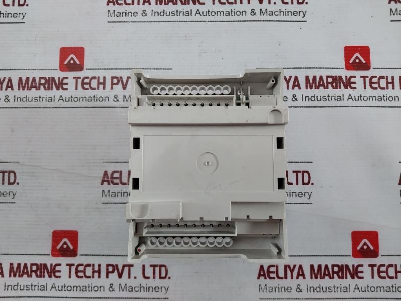 Schneider Electric Tac Xenta 421A Universal Input & Relay Output Module Class 2