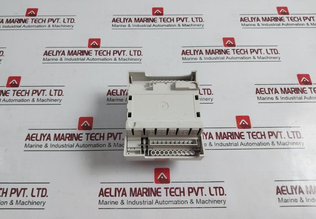 Schneider Electric Tac Xenta 511 Plc Web Server For Lonworks Network 5Va 24Vac