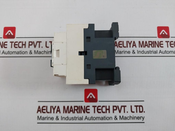 Schneider Electric/Telemecanique Cad 32 Control Relay 110V 50/60 Hz 690V