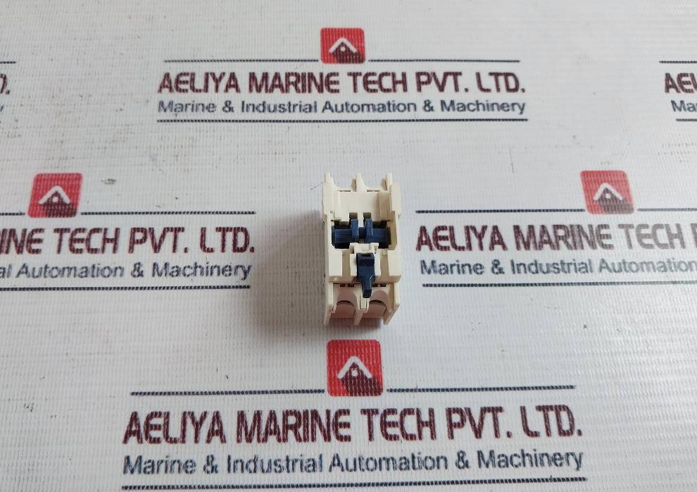 Schneider Electric/ Telemecanique Ladn20 Auxiliary Contact Block 690V 10A