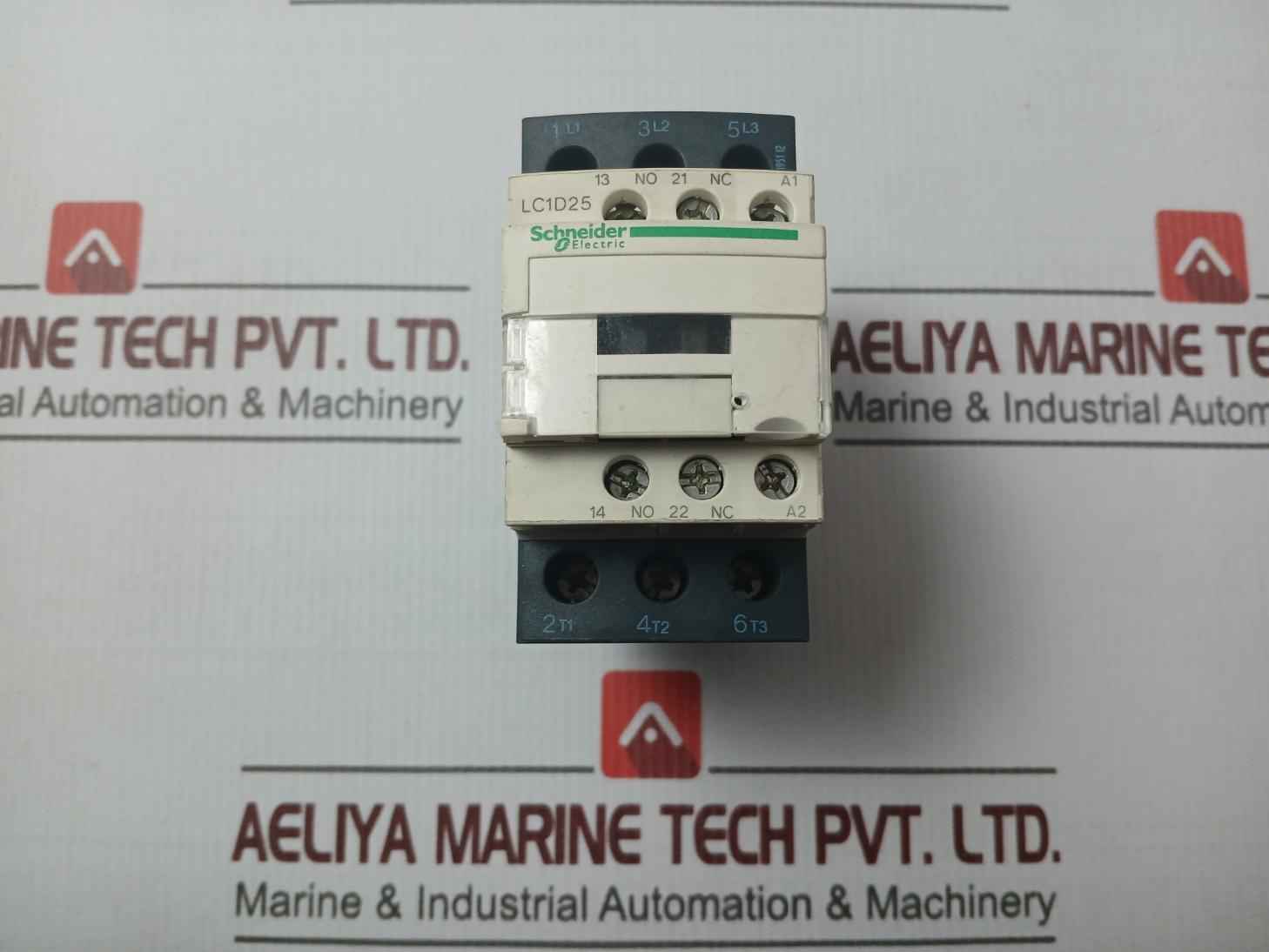 Schneider Electric/Telemecanique Lc1D25 3 Pole Ac Power Contactor 220/440V 25A