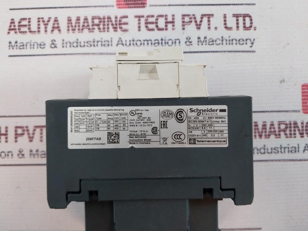 Schneider Electric/ Telemecanique Lc1d258 Contactor 40a 690v 50/60hz
