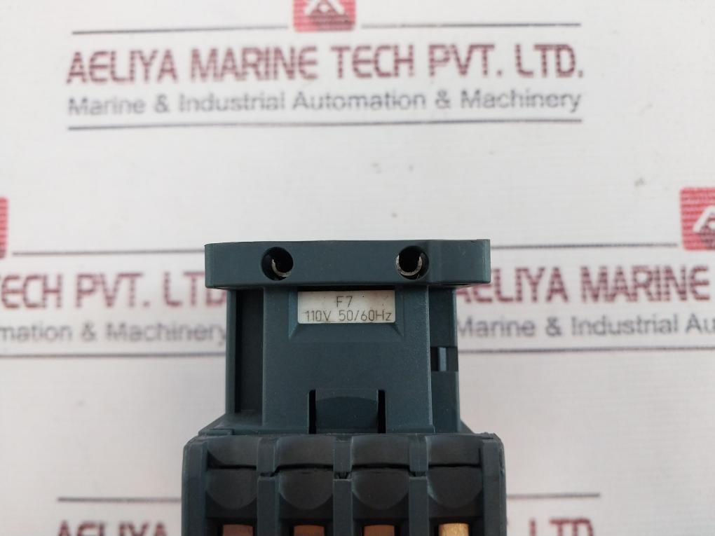 Schneider Electric/ Telemecanique Lc1d258 Contactor 40a 690v 50/60hz