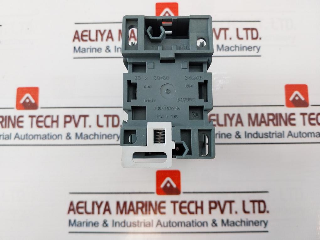Schneider Electric Telemecanique Lc1E0601 Contactor 20A 690V