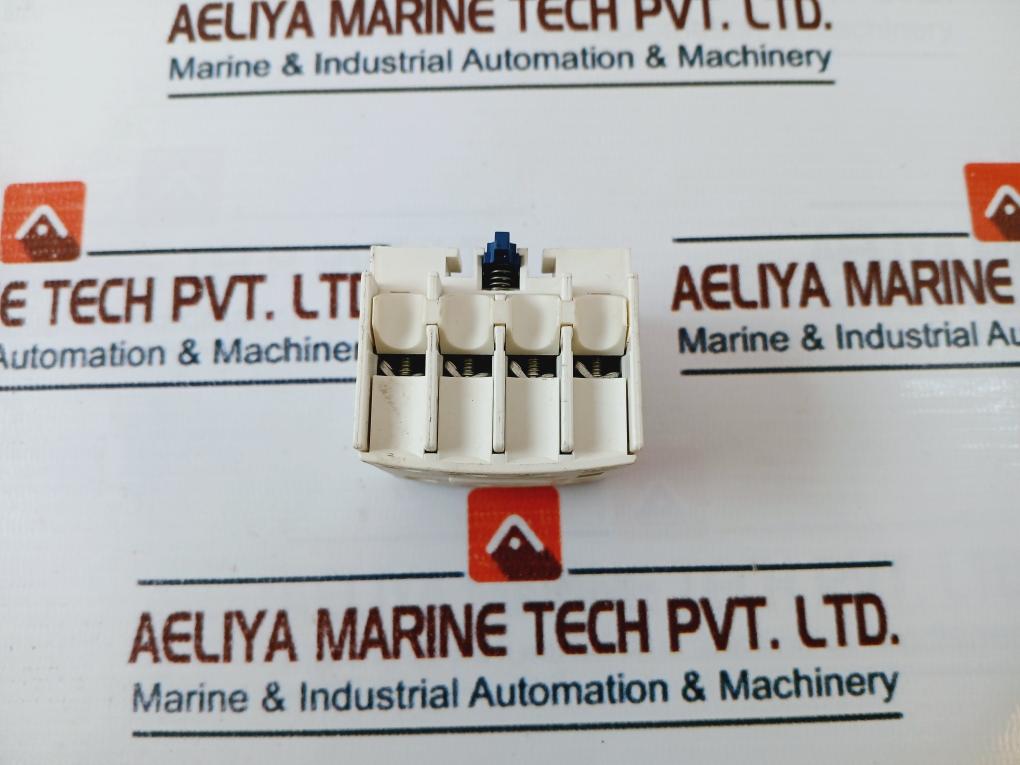 Schneider Electric/Telemecanique Tesys LADN40 Auxiliary Contact Block